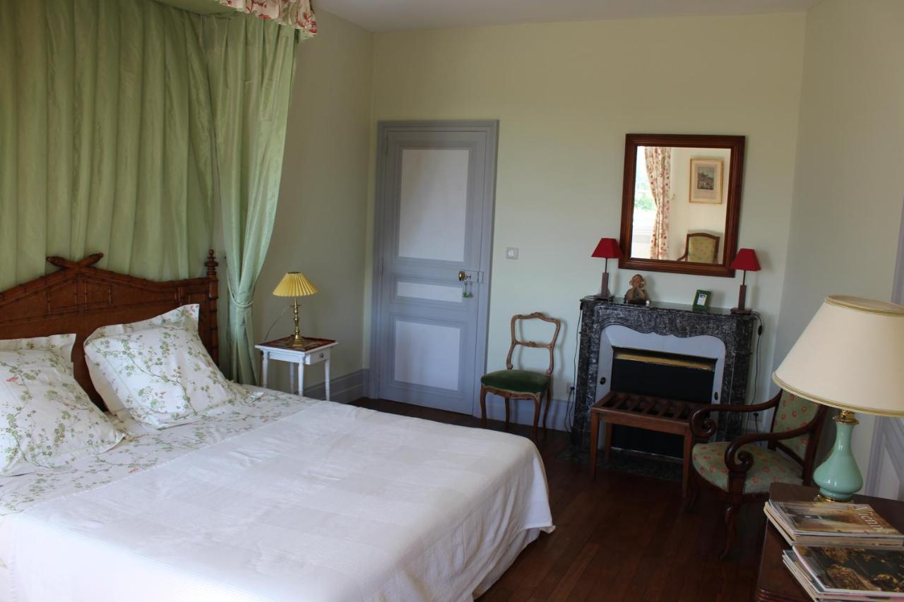 Chambres D'Hotes Le Chateau De La Plante Thuré Εξωτερικό φωτογραφία